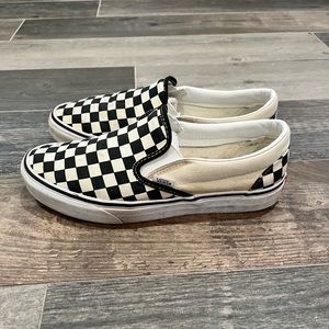 Black/white slip on vans